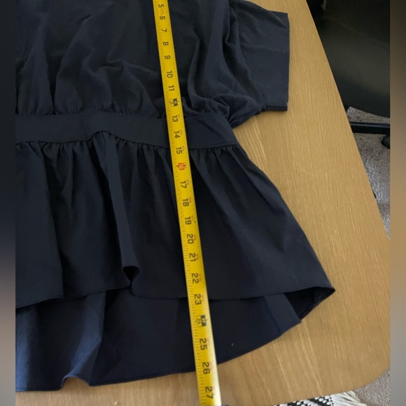 Halogen|Navy short sleeve blouse with mixed material and ruffle hem•••1X - Picture 9 of 10